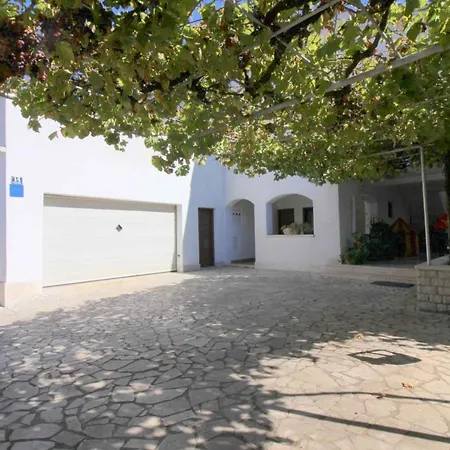 Apartment In Porec/istrien 9863